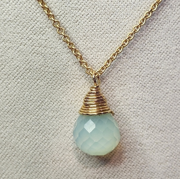 Crystal Pendant Necklace Adjustable 16"-18" - Picture 2 of 5